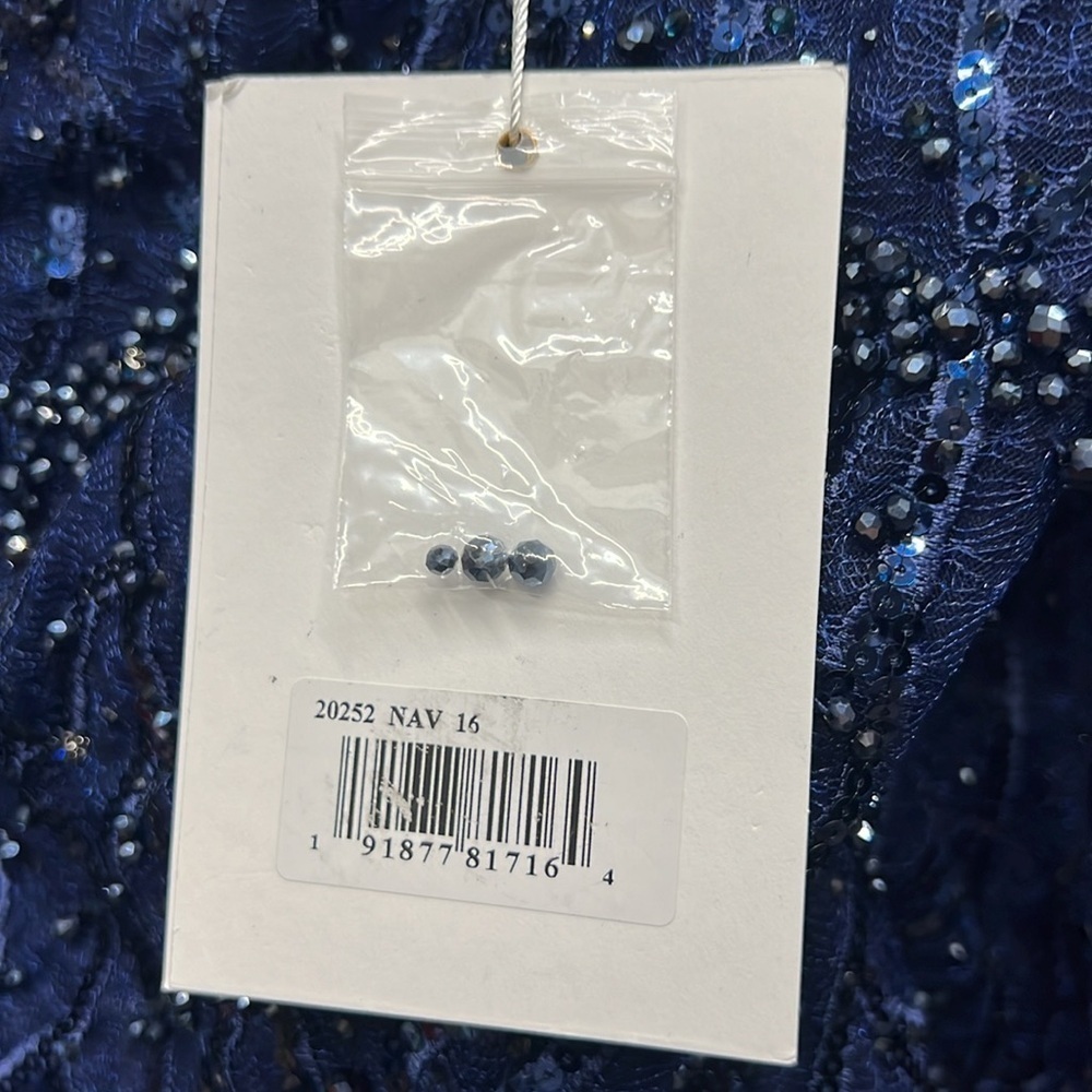 Mac Duggal 20252 NWT EMBELLISHED 1/2 SLEEVE A LINE DRESS - Picture 7 of 11